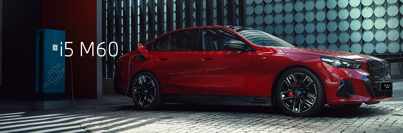 THE FIRST-EVER BMW i5 M60 xDRIVE